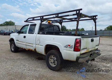 2005 Chevrolet Silverado 2500Hd Ls from USA, damaged, VIN 1GCHK29U85E105992